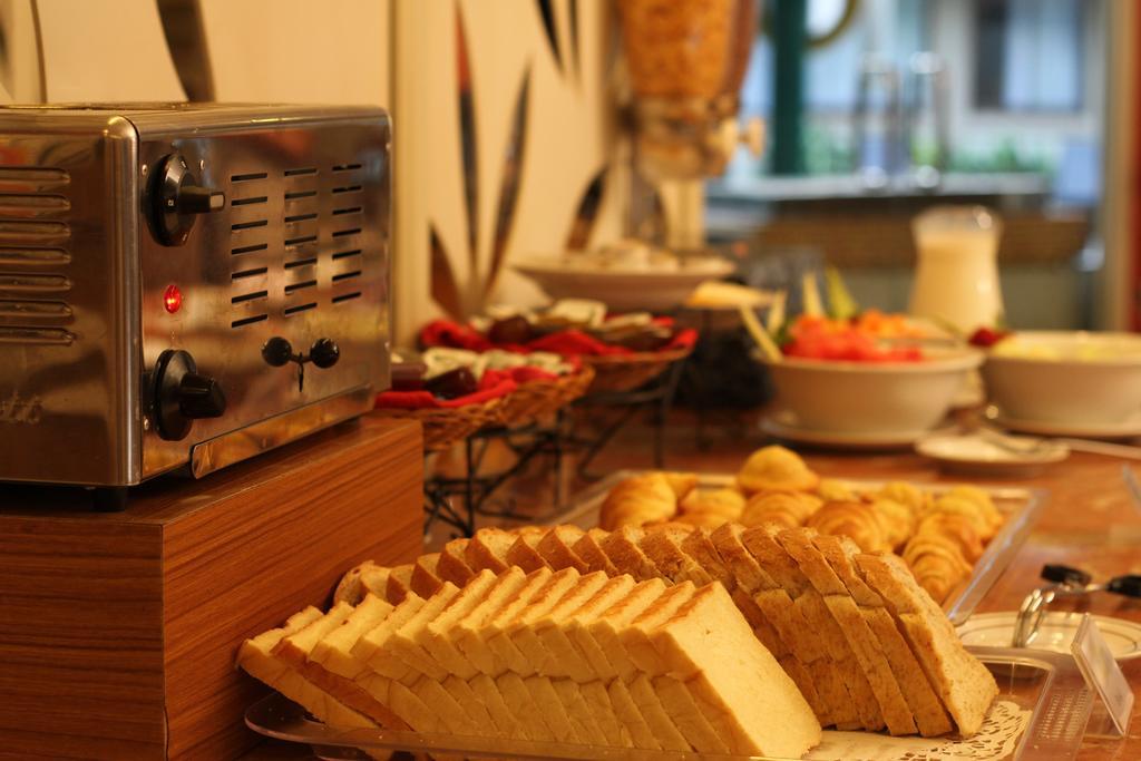 Bentani Hotel & Residence Cirebon Ngoại thất bức ảnh