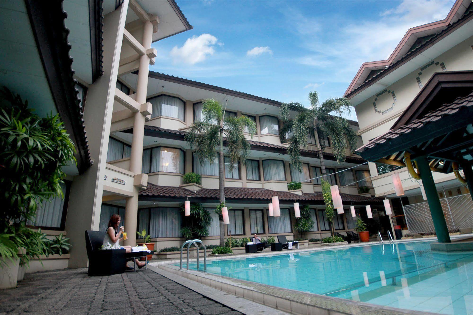 Bentani Hotel & Residence Cirebon Ngoại thất bức ảnh