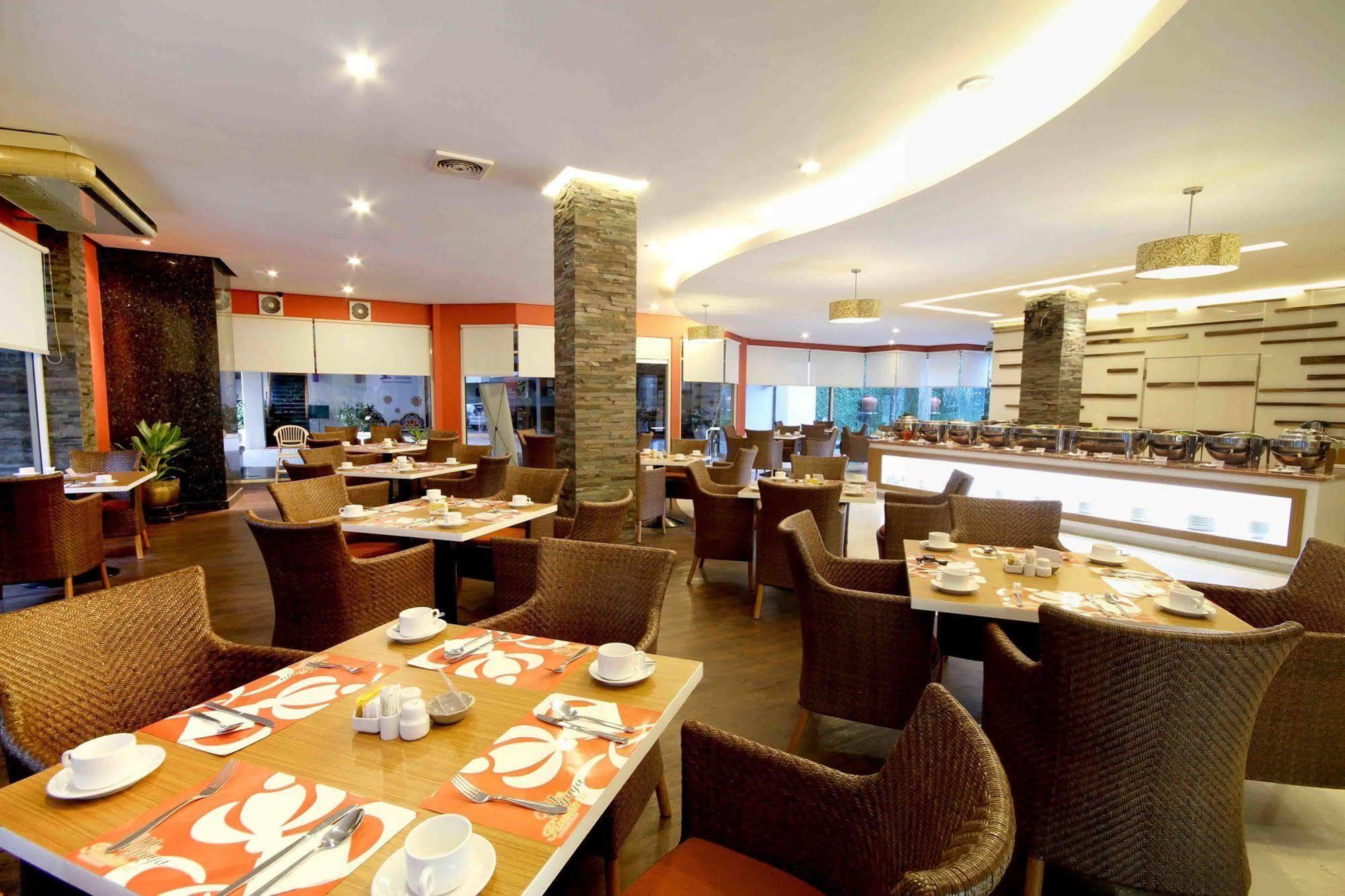 Bentani Hotel & Residence Cirebon Ngoại thất bức ảnh
